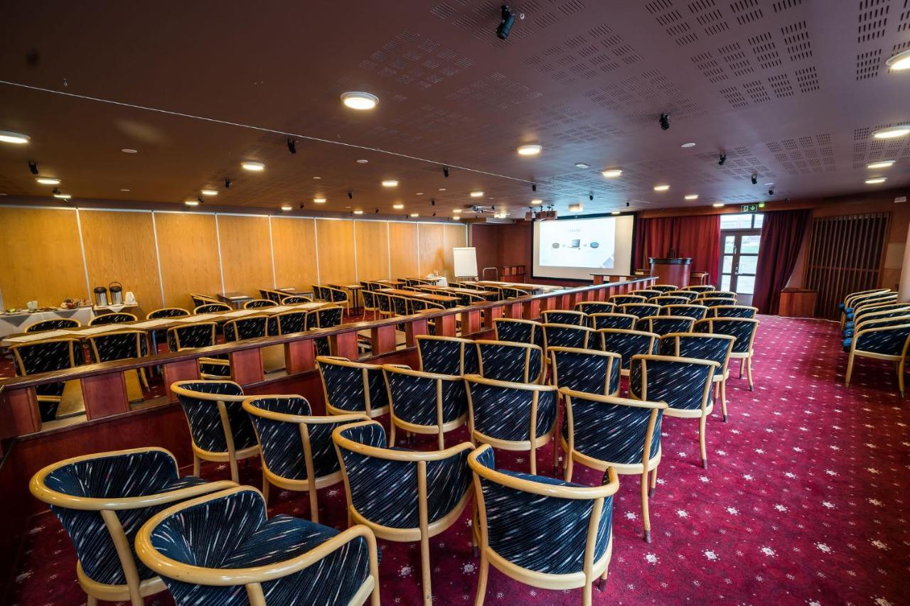 Budget Hotel Raahe Exterior photo